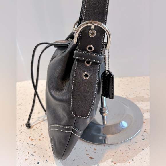 Coach Metro Small Leather Bucket Shoulder or Crossbody Handbag - Picture 7 of 14